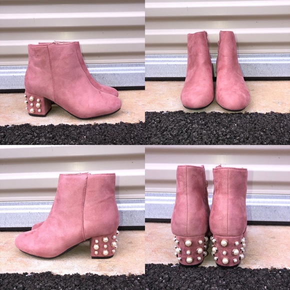 Pale pink pearl ankle boots - Picture 4 of 8